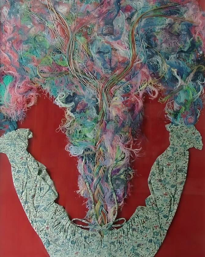 Explosión, conceptual art by Araceli Carrión, painter of Magical and Fantastic Realism